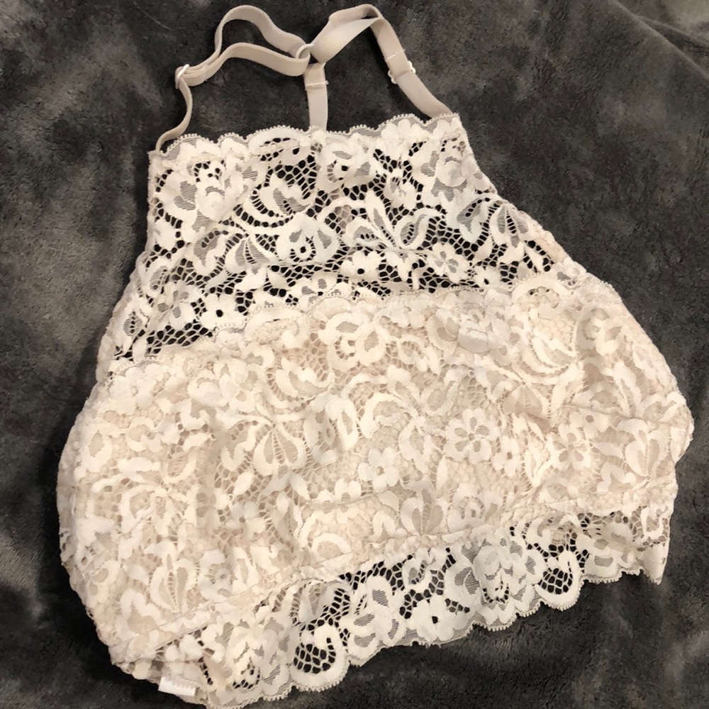 High neck, Bralette